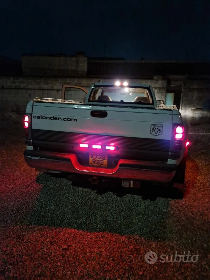 Dodge Ram 3500 2001 photo 3