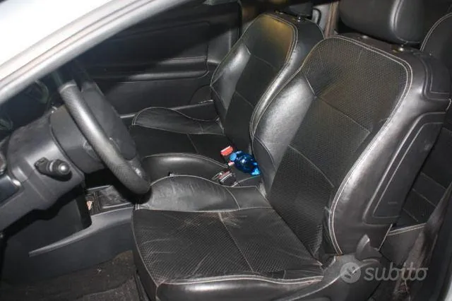 Peugeot 207 2011 photo 4
