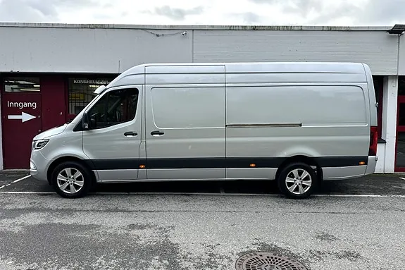 Mercedes-Benz Sprinter 2021 photo 2