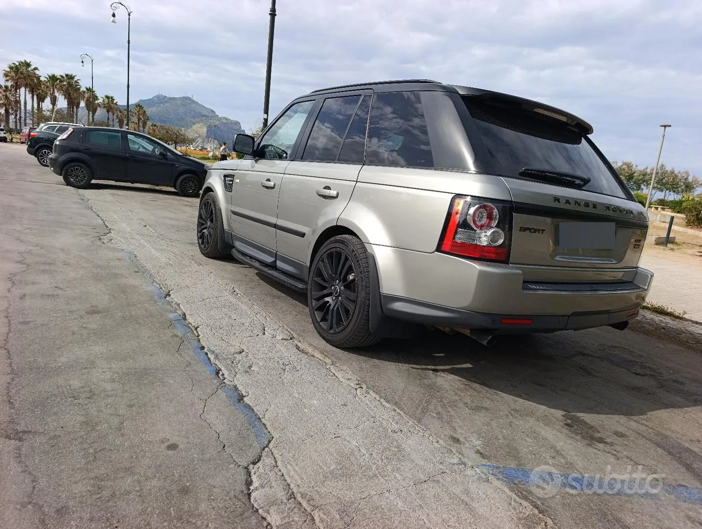 Land Rover Range Rover Sport 2012 photo 4