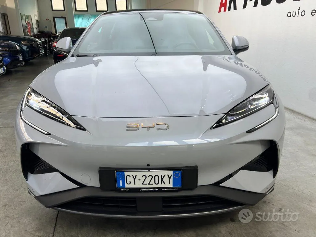 BYD Sealion 7 2025 photo 2