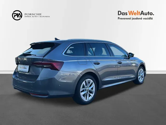 Skoda Octavia Combi 2024 photo 3