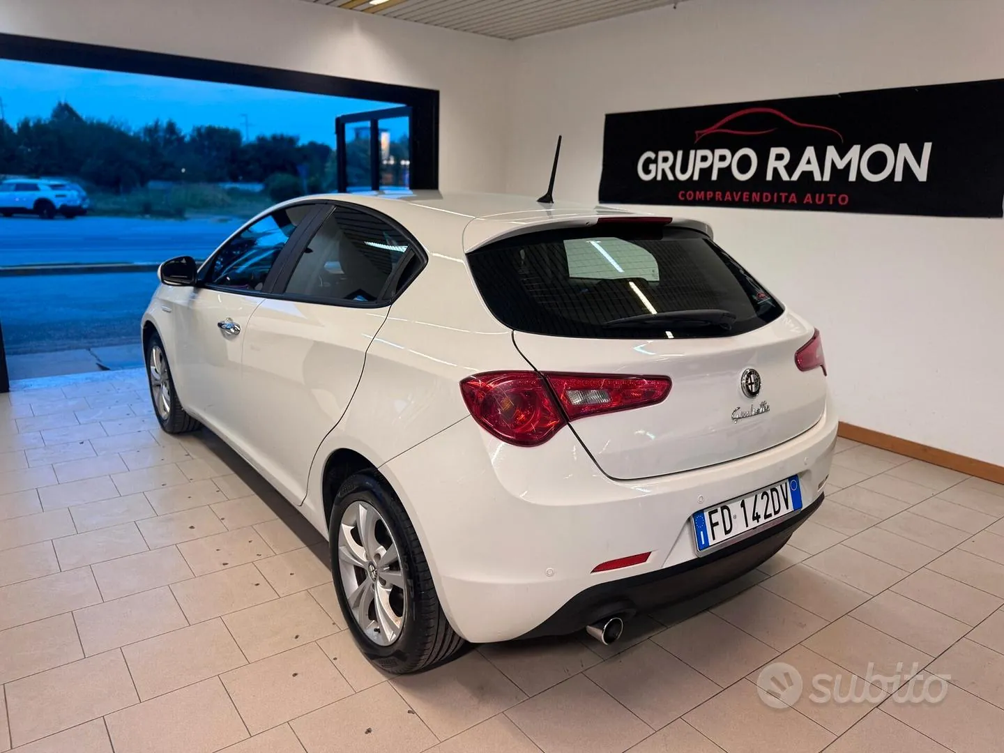 Alfa Romeo Giulietta 2016 photo 5