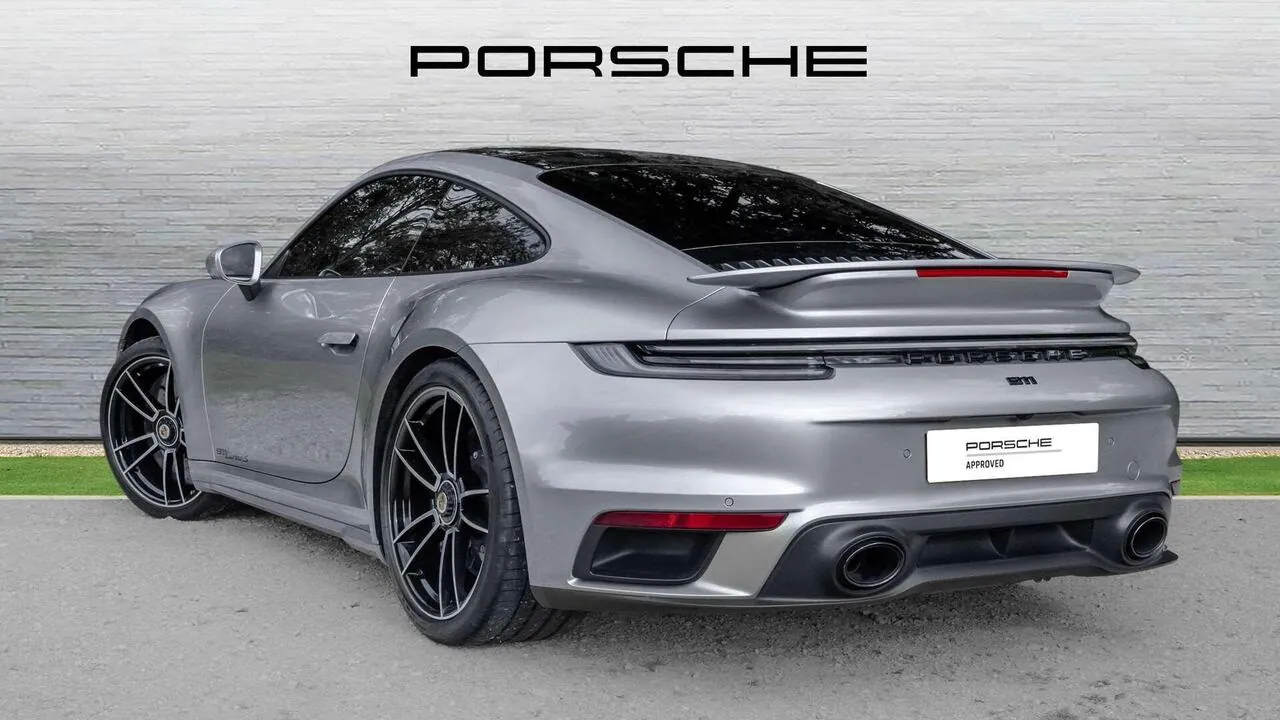 Porsche 911 2021 photo 4