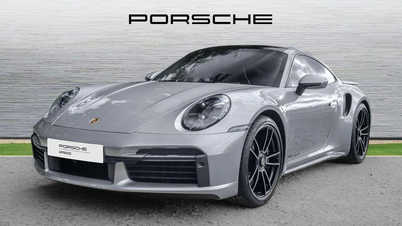 Porsche 911 2021 photo 2
