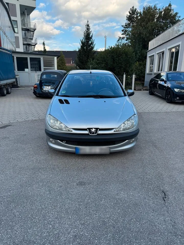 Peugeot 206