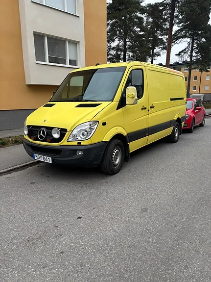 Mercedes-Benz Sprinter 319