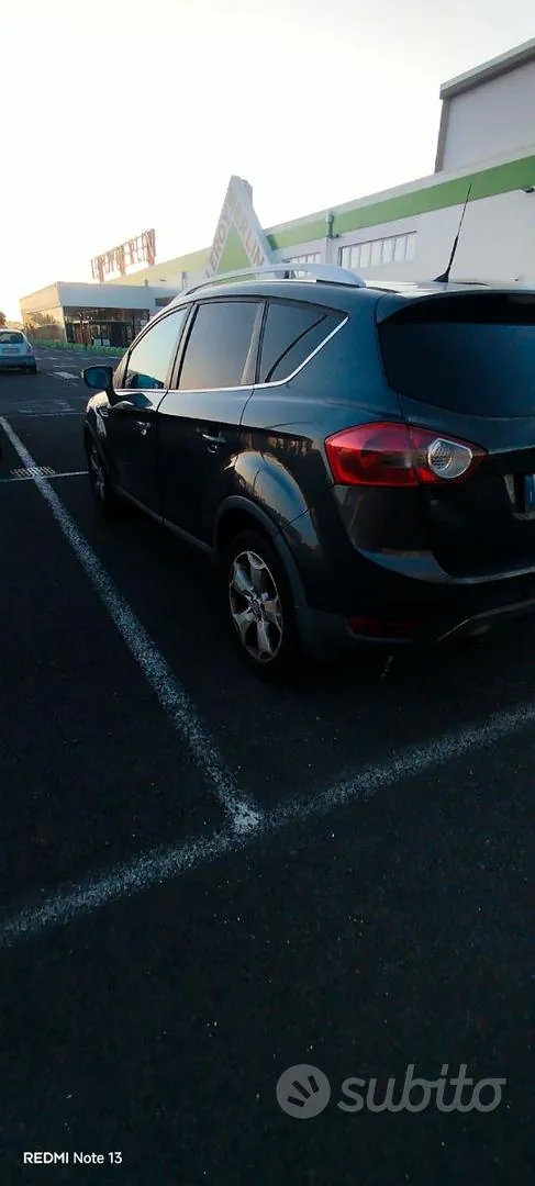 Ford Kuga 2011 photo 2