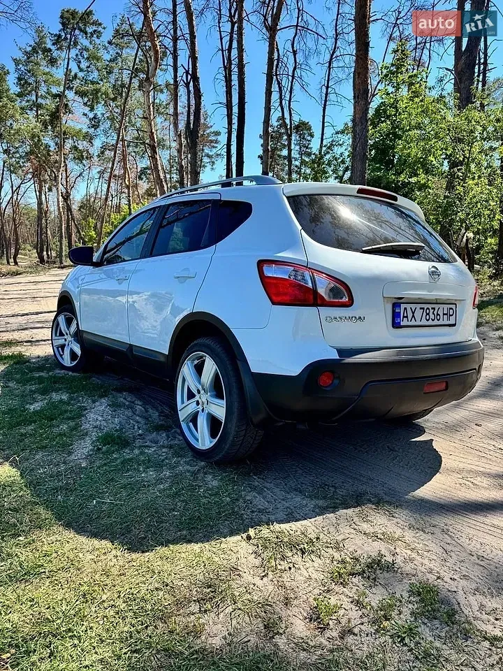 Nissan Qashqai 2011 photo 4