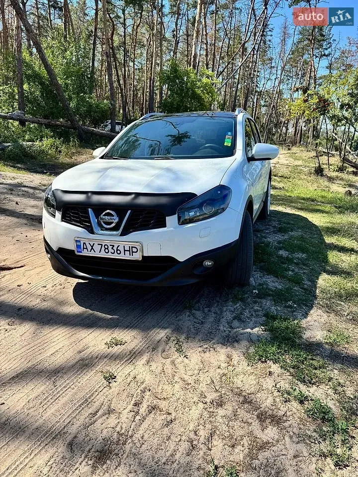 Nissan Qashqai 2011 photo 2
