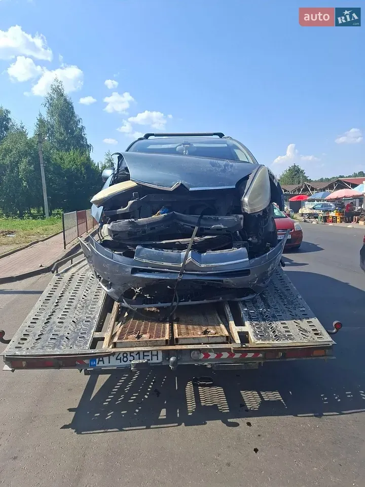 Citroen C4 Picasso 2009 photo 3