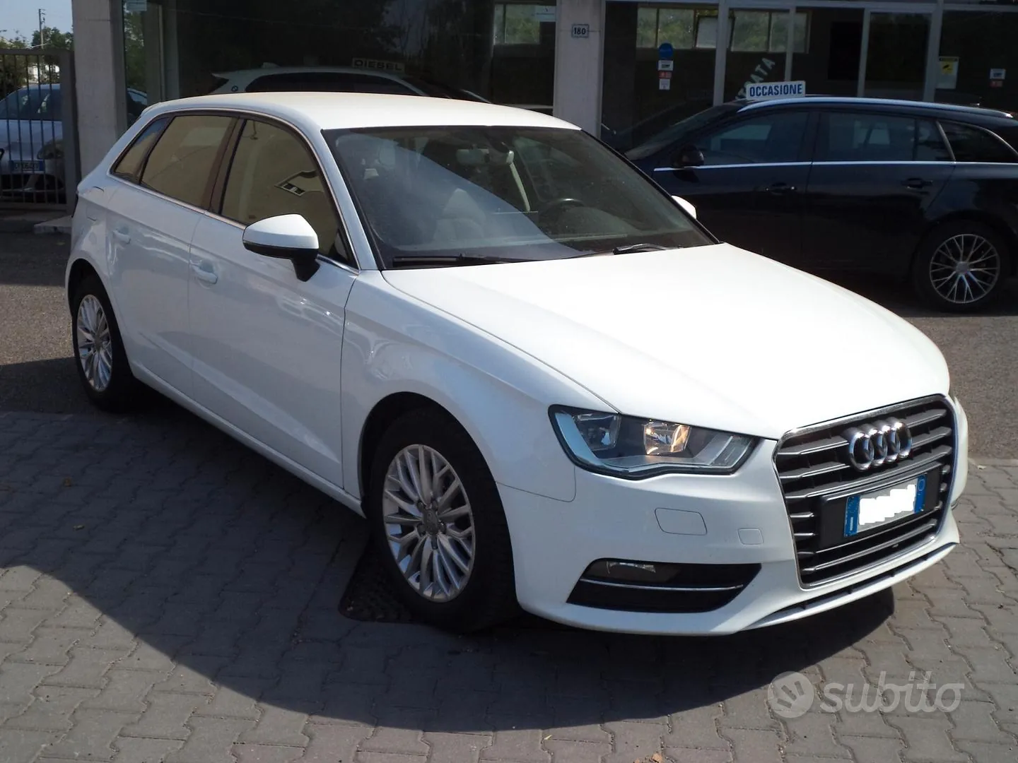 Audi A3 2015 photo 2