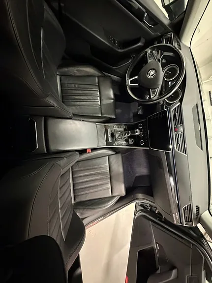 Skoda Superb 2018 photo 4