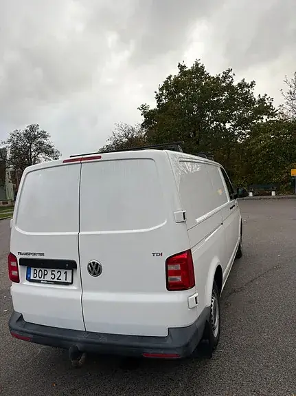 Volkswagen Transporter 2017 photo 2