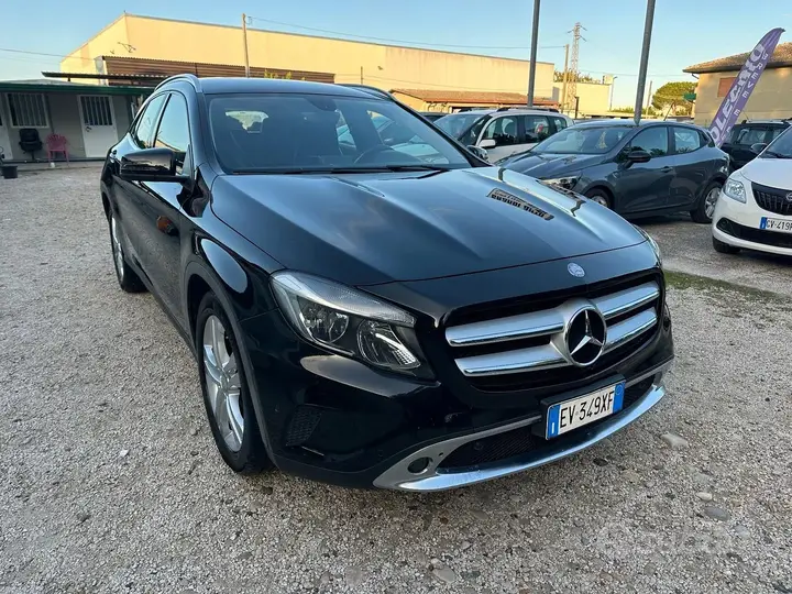 Mercedes-Benz Gla 2014 photo 2