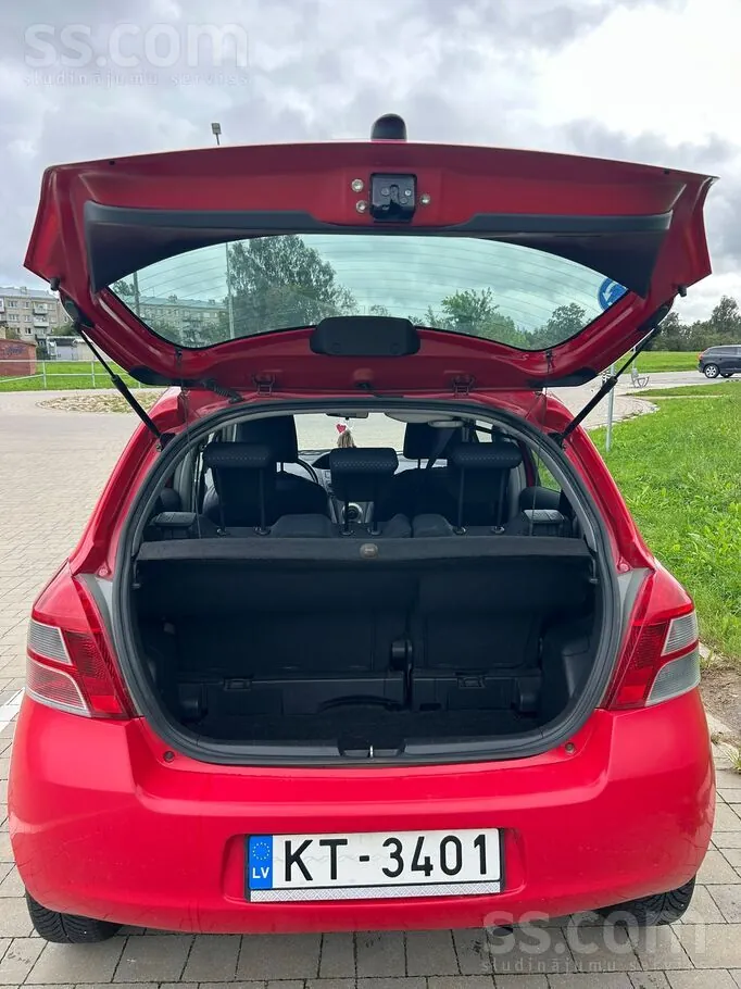 Toyota Yaris 2010 photo 5