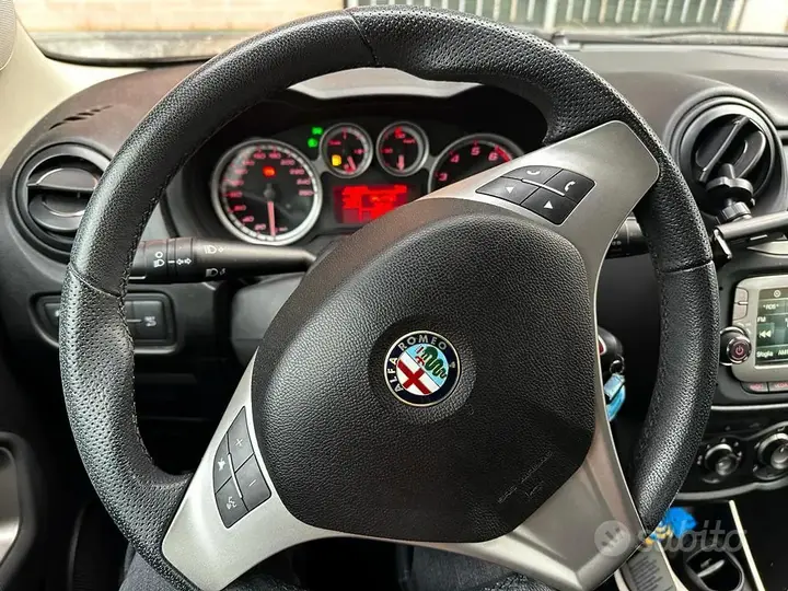 Alfa Romeo Mito 2015 photo 2
