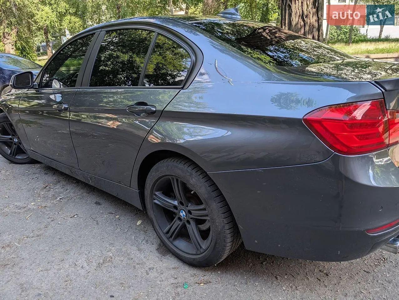 BMW 3 Series 2013 photo 3