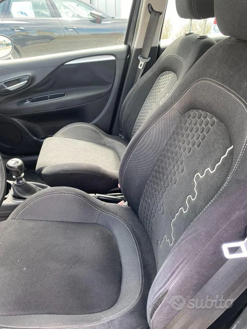 Fiat Punto 2014 photo 5
