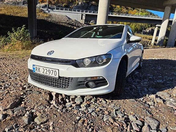 Volkswagen Scirocco 2011 photo 2