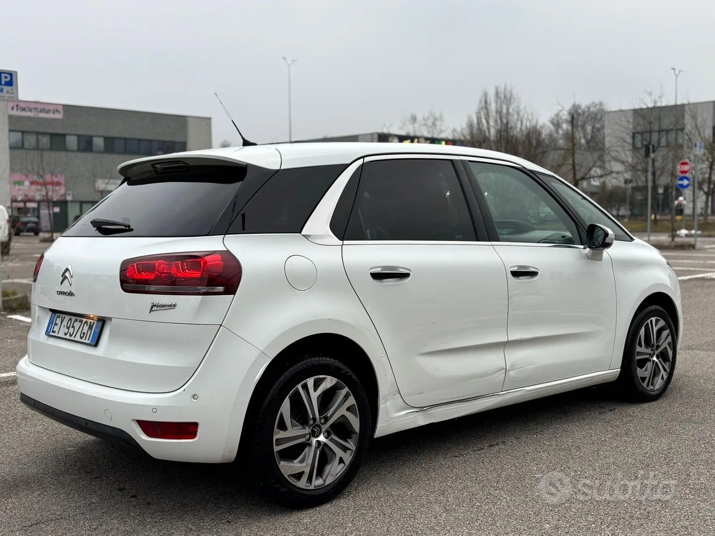 Citroen C4 Picasso 2015 photo 4