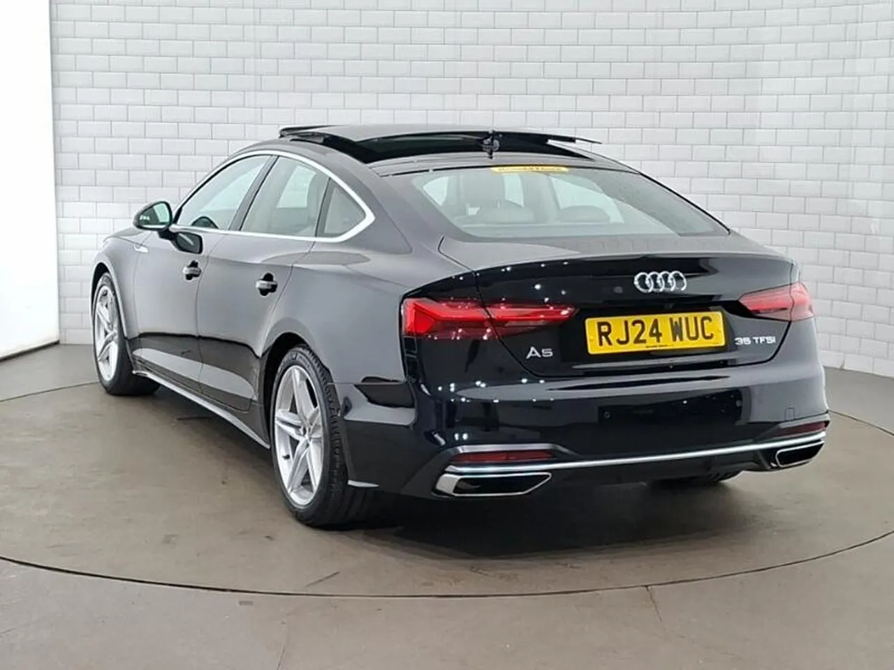 Audi A5 2024 photo 2