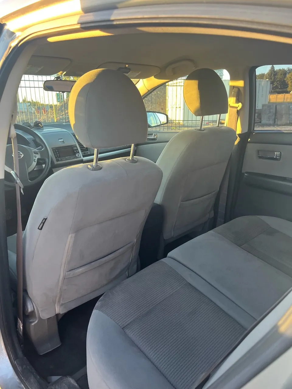Nissan Sentra 2010 photo 4