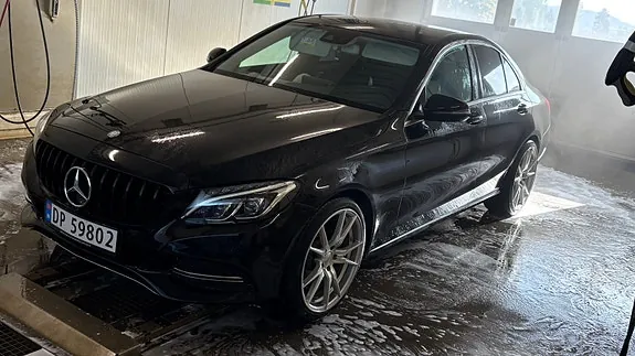 Mercedes-Benz C180