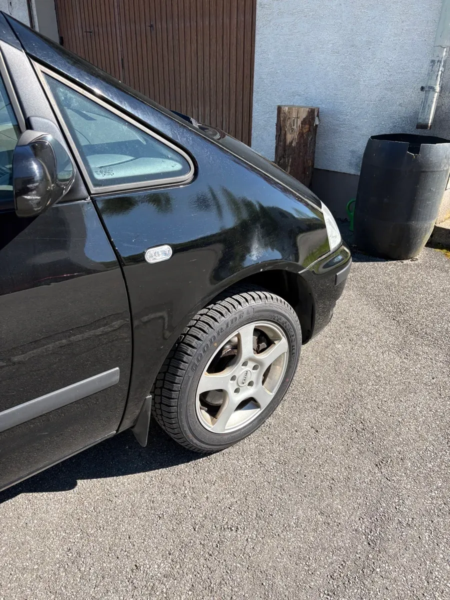 Volkswagen Sharan 2006 photo 3