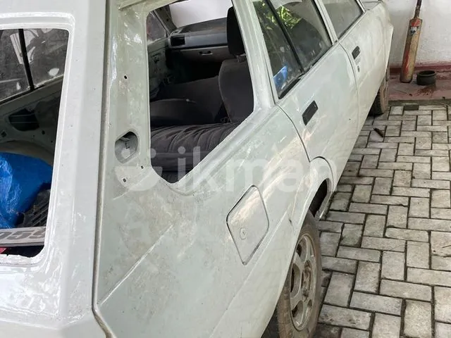 Toyota Corolla 1986 photo 4