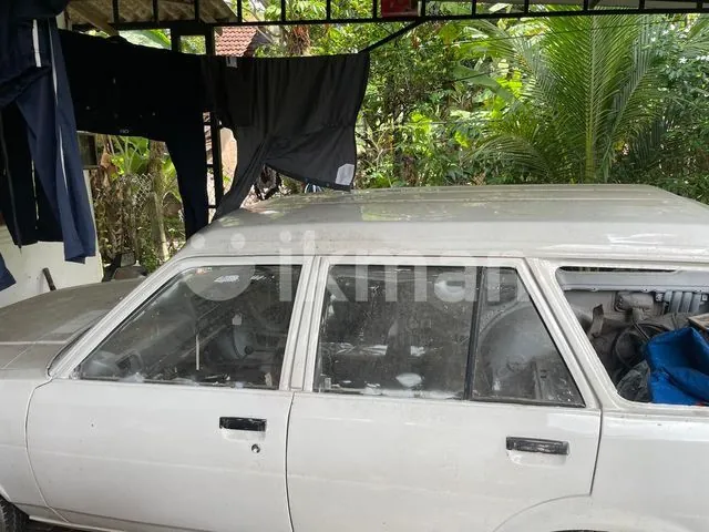 Toyota Corolla 1986 photo 2