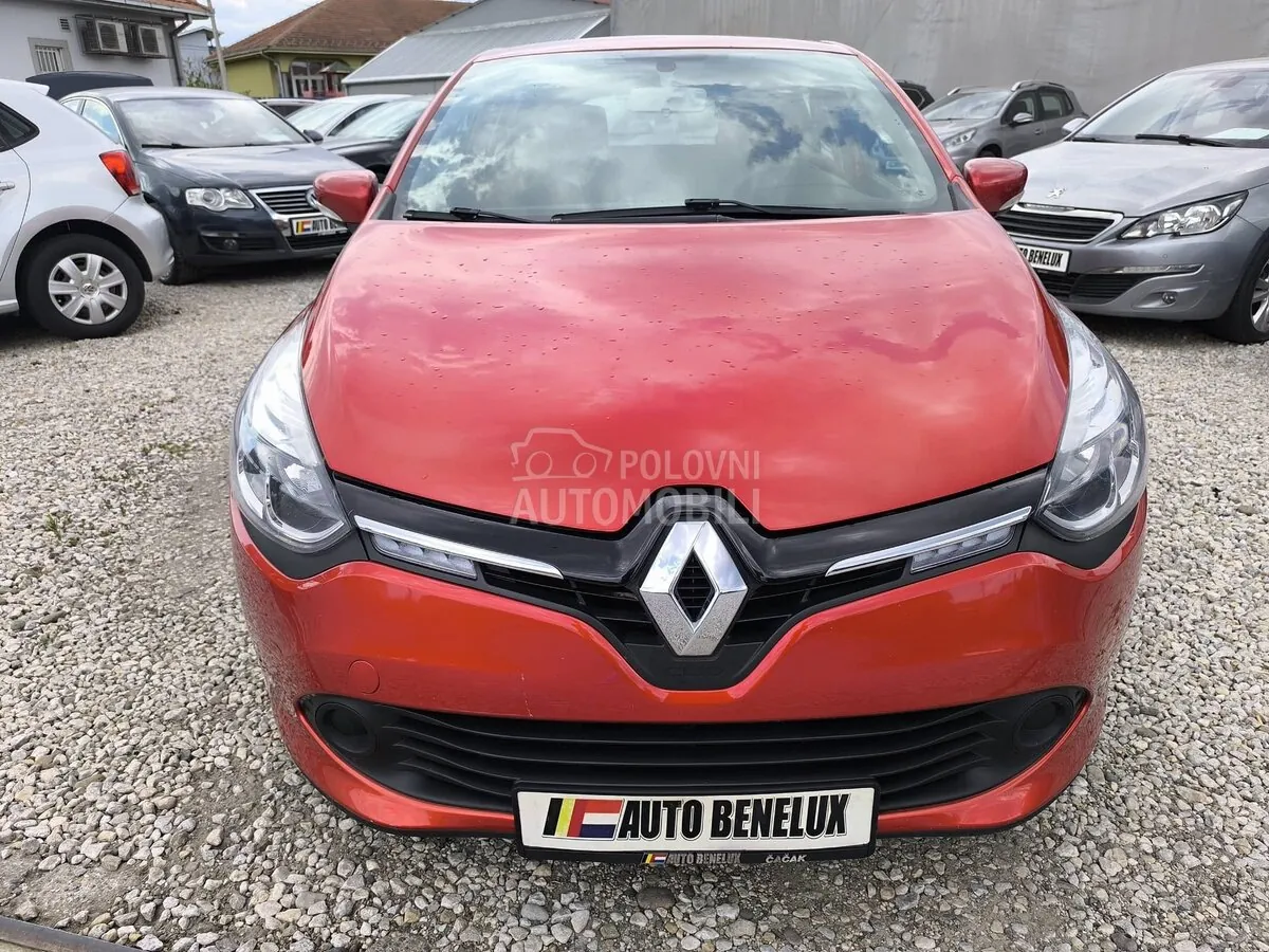 Renault Clio 2014 photo 2
