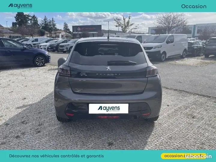 Peugeot 208 2022 photo 5