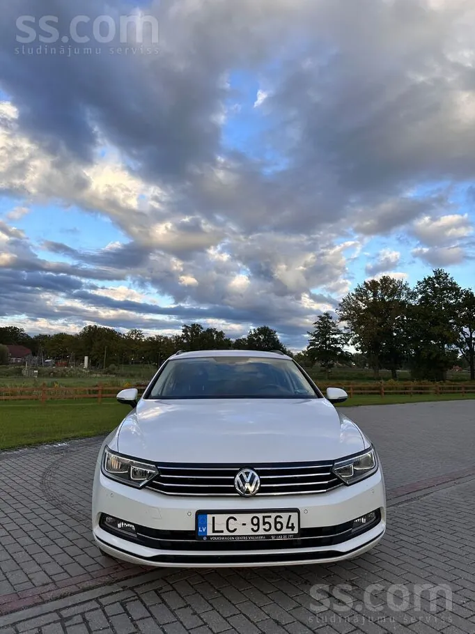 Volkswagen Passat 2018 photo 2