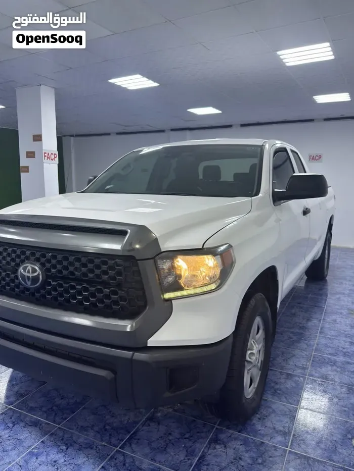 Toyota Tundra 2019 photo 2