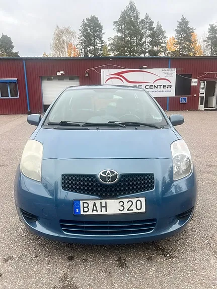Toyota Yaris 2006 photo 2
