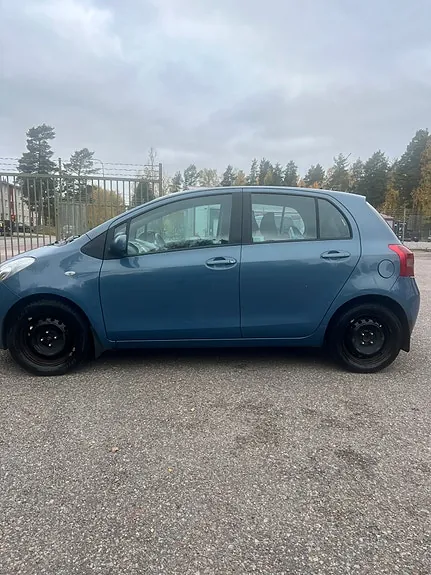 Toyota Yaris 2006 photo 3