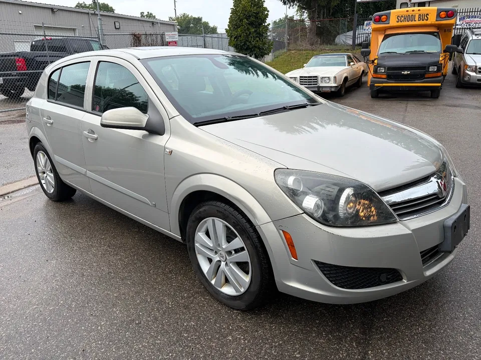 Saturn Astra 2009 photo 2