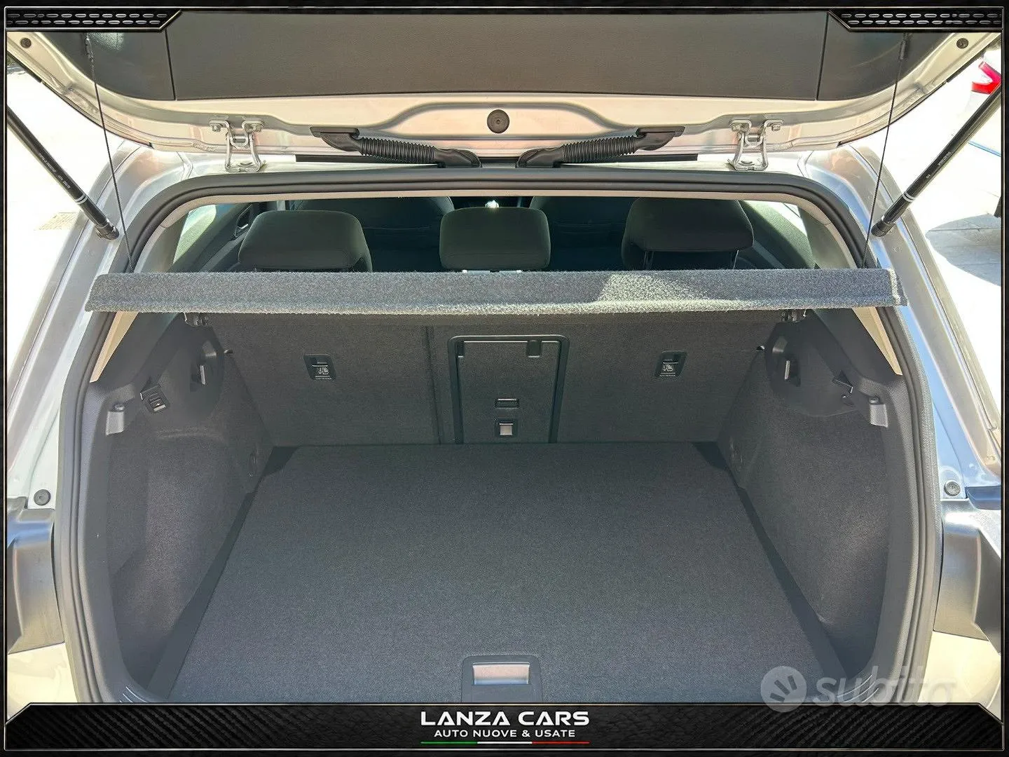 Volkswagen Golf 2022 photo 5