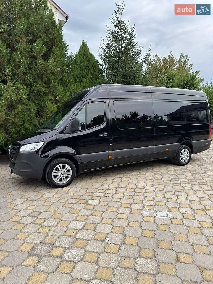 Mercedes-Benz Sprinter