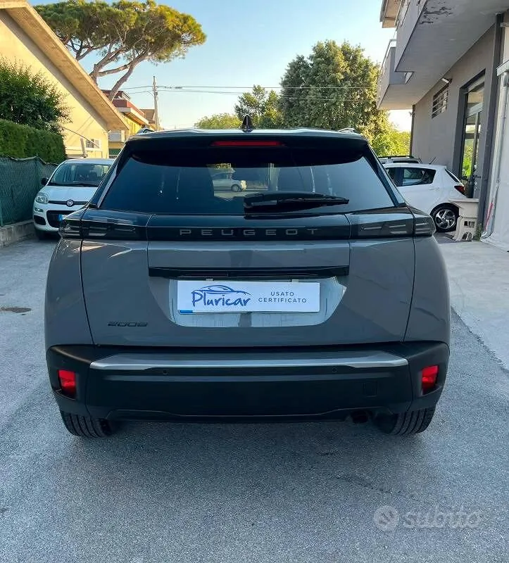 Peugeot 2008 2025 photo 4