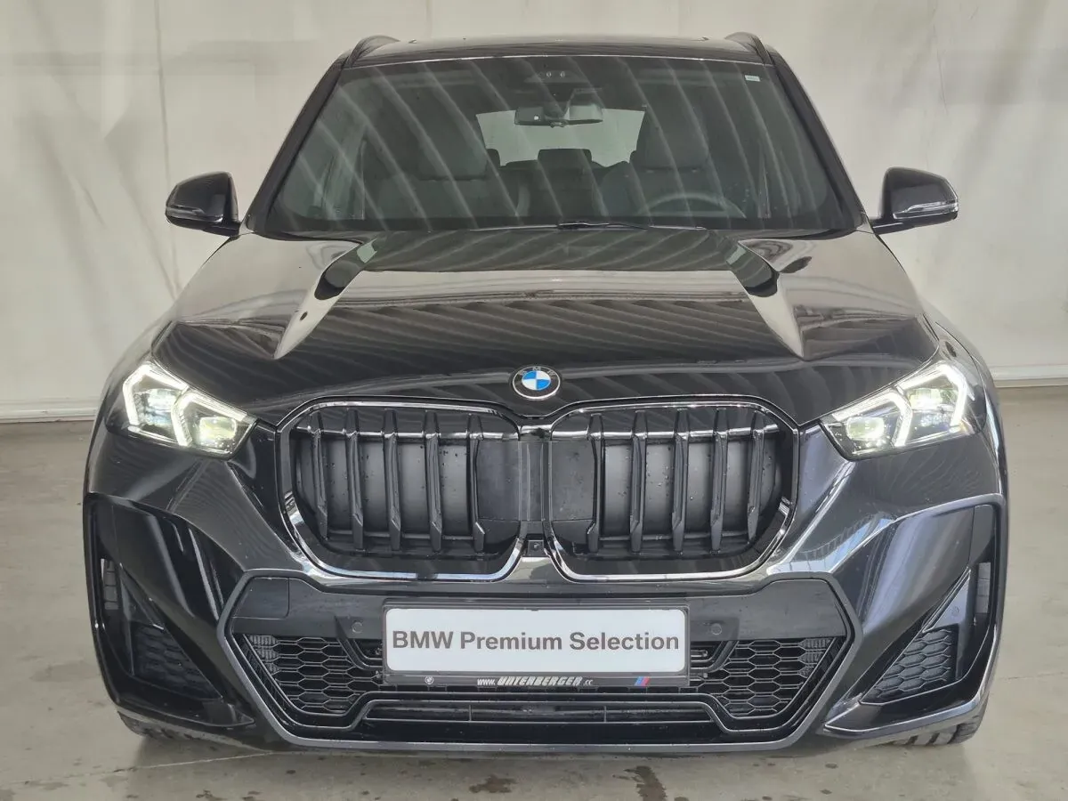 BMW X1 photo 3