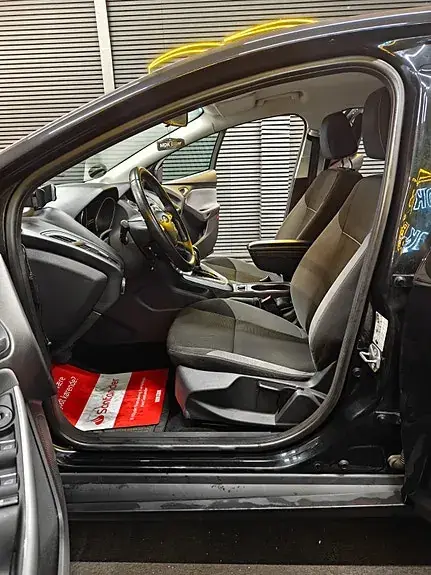 Ford Focus 2012 photo 5