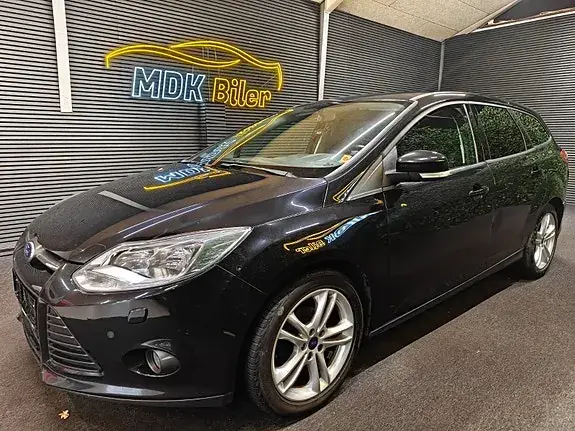 Ford Focus 2012 photo 2