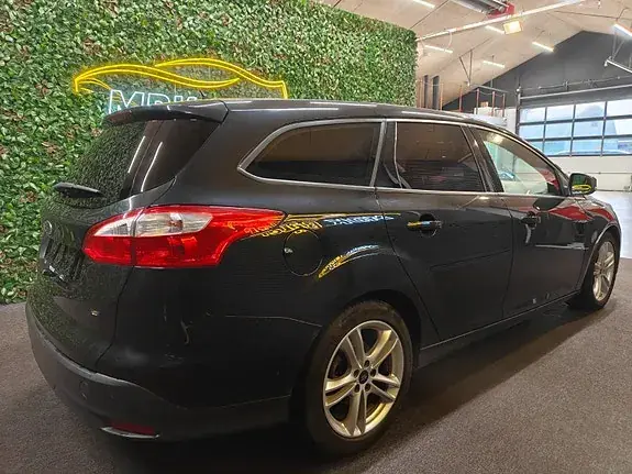 Ford Focus 2012 photo 4