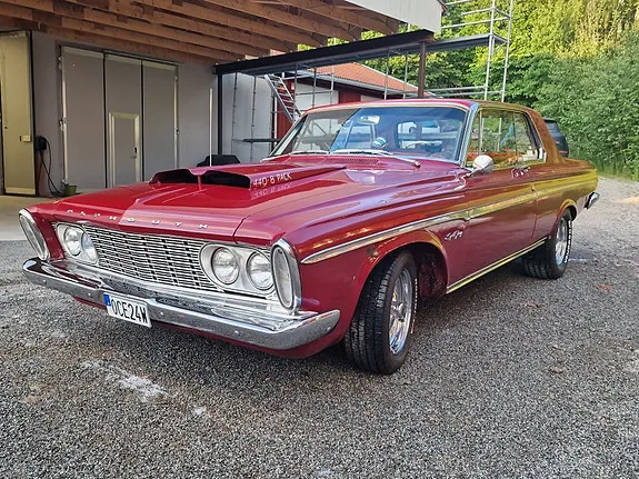 Plymouth Fury 1963 photo 2