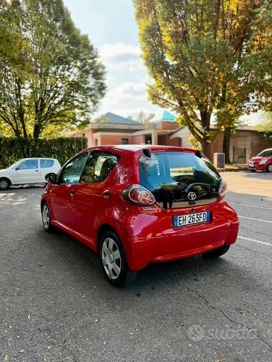 Toyota Aygo 2011 photo 5