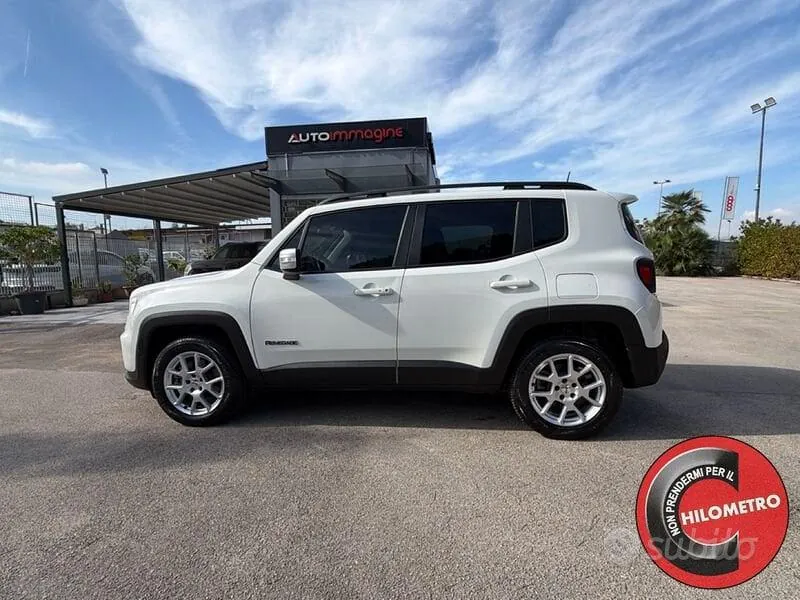 Jeep Renegade 2022 photo 3