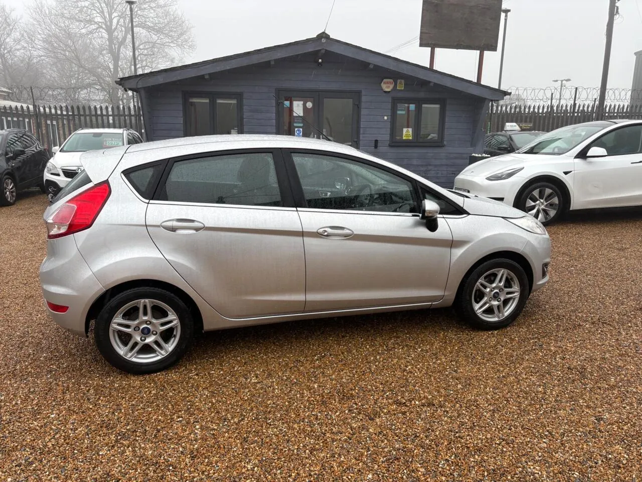Ford Fiesta 2014 photo 5