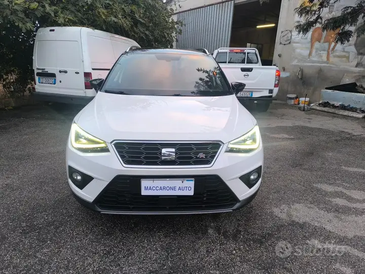 Seat Arona 2019 photo 3